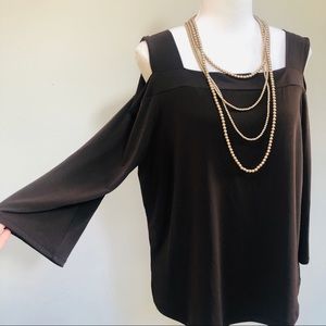 CHICO’S Cold Shoulder 3/4 Sleeve Top in Cocoa Bean